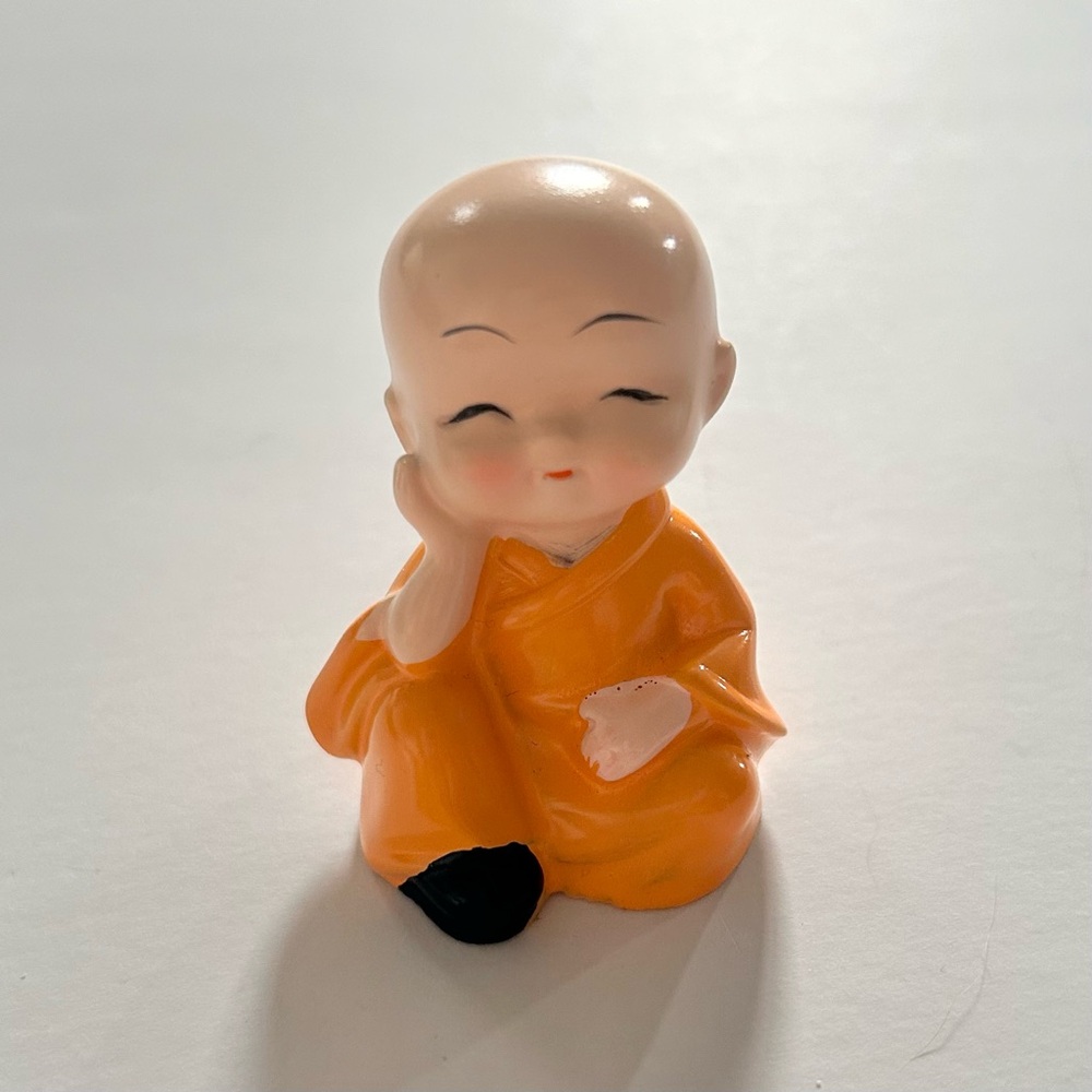 Buddha Zen Monk Peaceful Figurine for Home, Desk, Car, Garden Decor (NWOT)